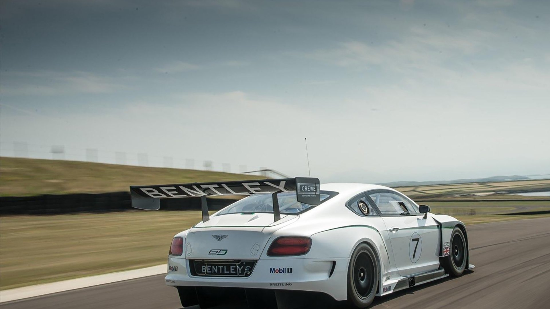 九游电竞中心-_机器人运动会：科技与运动的未来融合_，机器人竞技运动