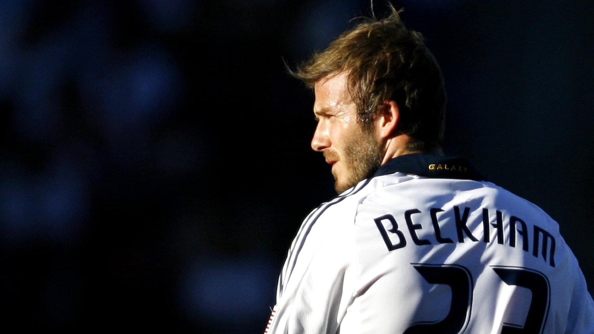 九游电竞站-塔特在比赛中展现的高强度压迫防守，为袋鼠队带来优势